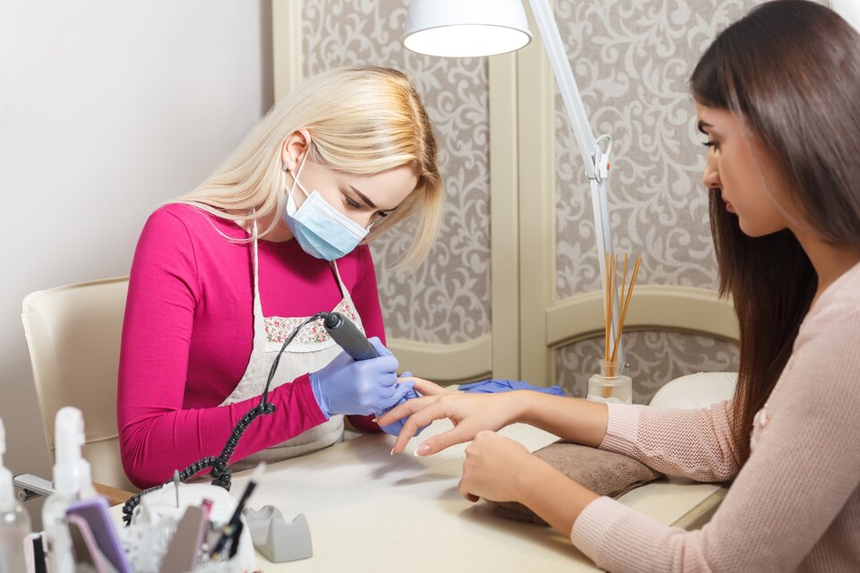 Nilüfer Manikürcü